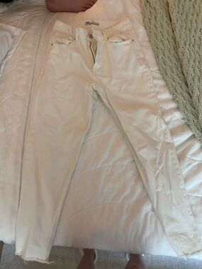 Zara mom ankle cut white jeans